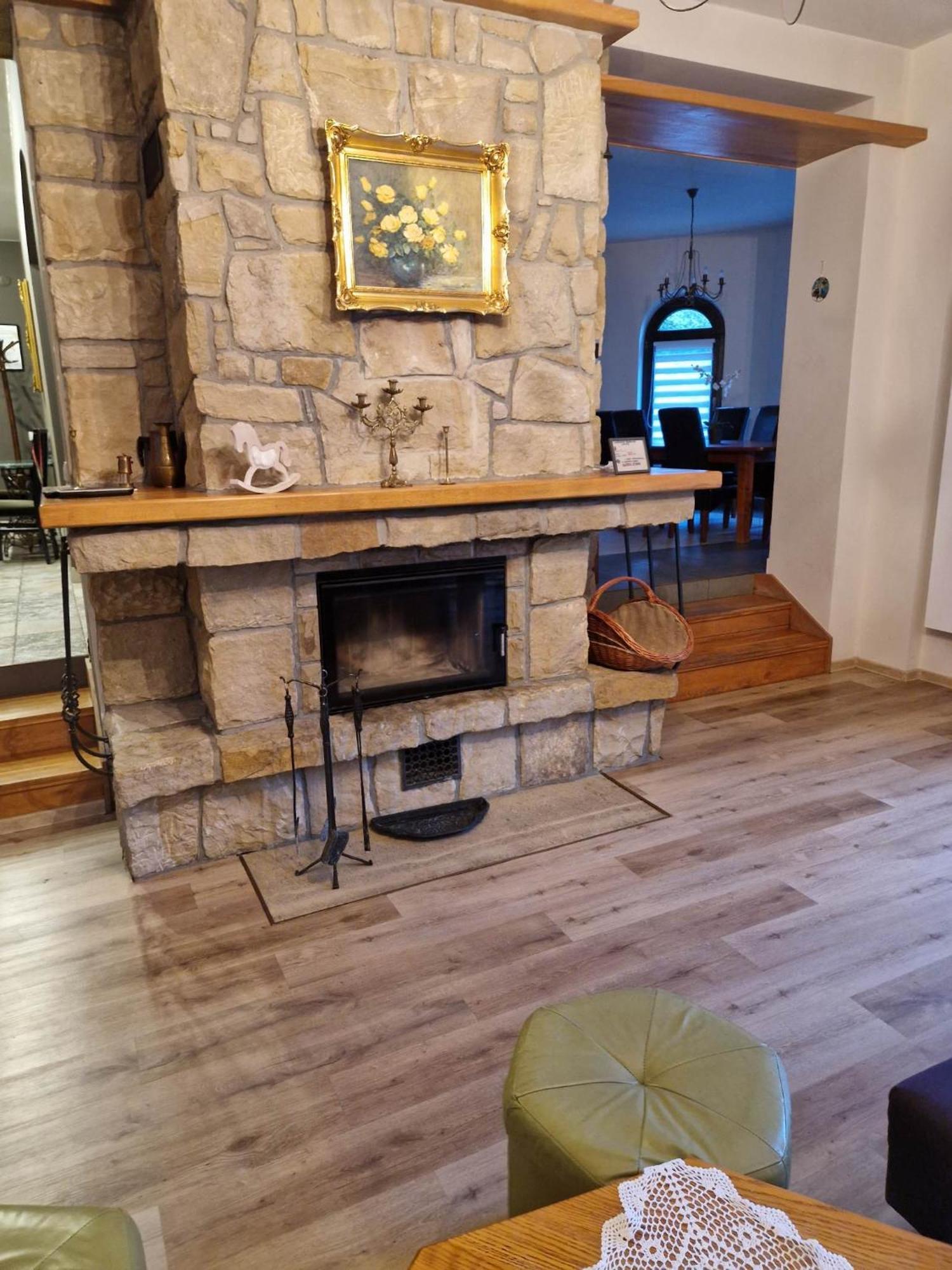Villa Falsztyn Holiday Home Buitenkant foto