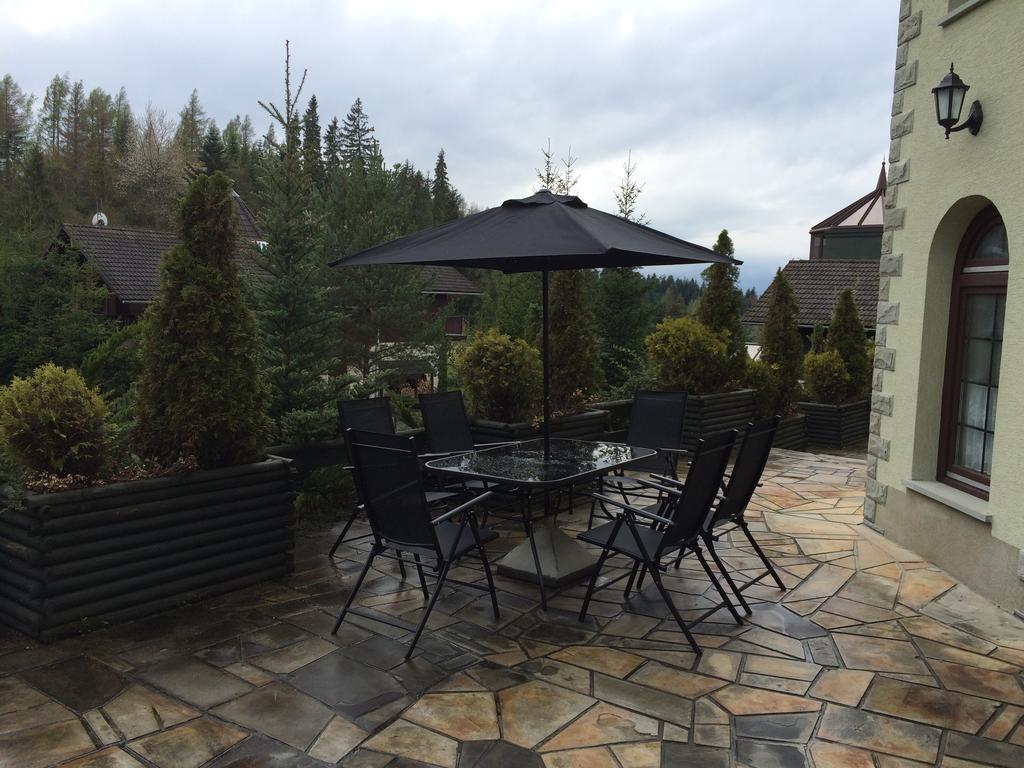 Villa Falsztyn Holiday Home Buitenkant foto